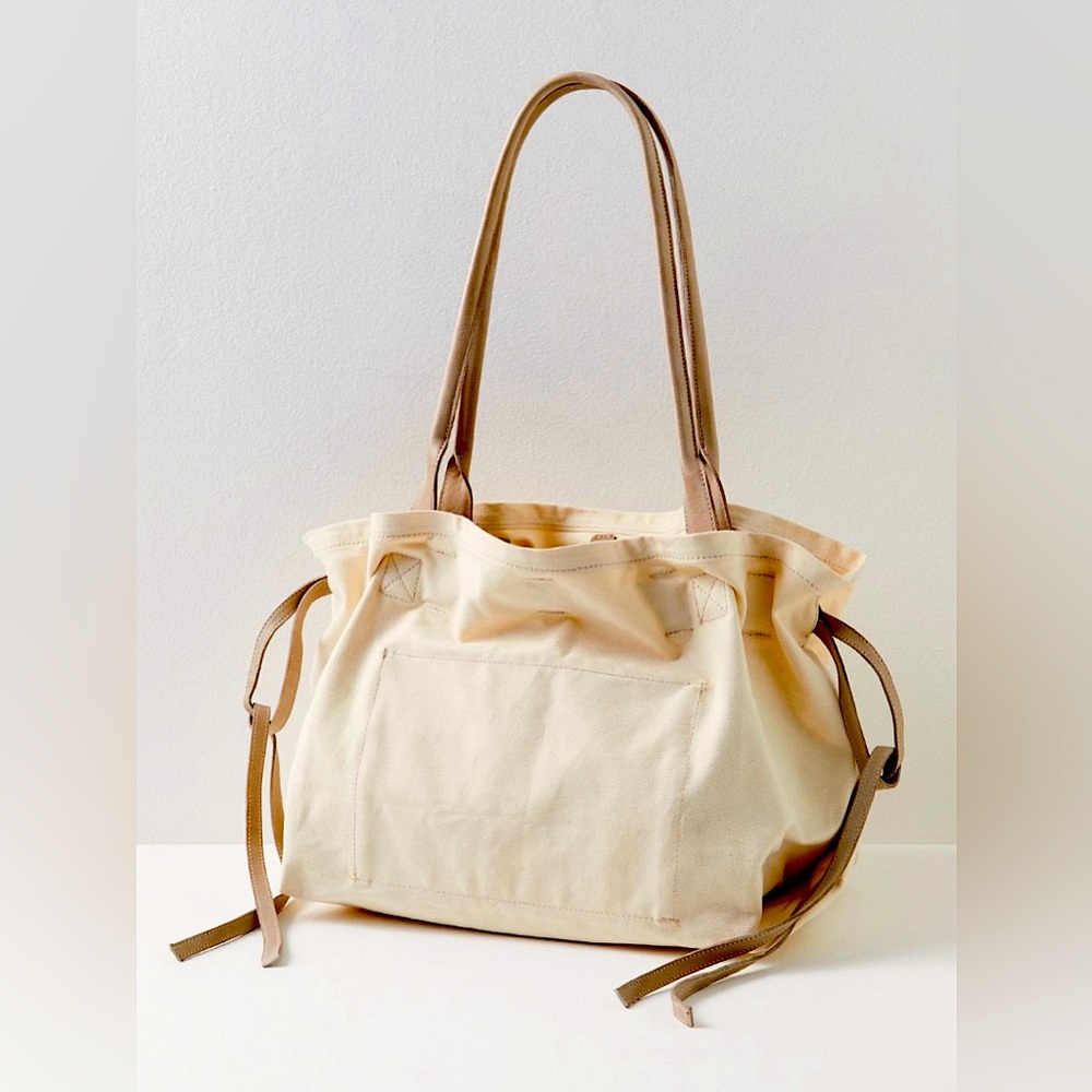 Free People Daybreaker Tote Bag Purse // NWT // Saltwater // We The Free - Picture 2 of 11